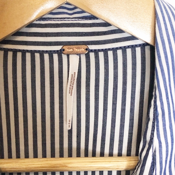 Free People | Lakehouse Button Up Shirt M - Picture 8 of 8